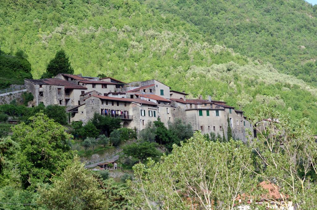 Agriturismo Mulino Del Castello Nasino Exteriér fotografie