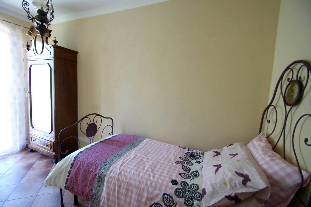 Agriturismo Mulino Del Castello Nasino Pokoj fotografie